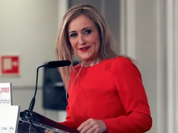 Cristina Cifuentes durante un desayuno informativo Cristina Cifuentes durante un desayuno informativo