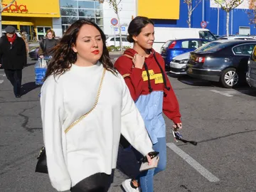 Rocío Flores y Gloria Camila  Rocío Flores y Gloria Camila