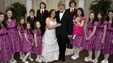 Imagen de la pareja detenida con sus hijos Imagen de la pareja detenida con sus hijos