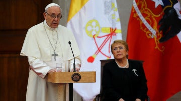 Papa Francisco y Michelle Bachelet