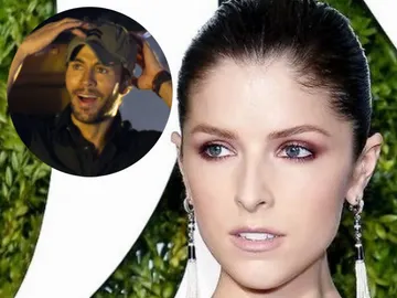 Anna Kendrick y Enrique Iglesias Anna Kendrick y Enrique Iglesias