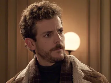 Javier, atónito con su nuevo puesto: director de 'España-Siete Días' Javier, atónito con su nuevo puesto: director de 'España-Siete Días'