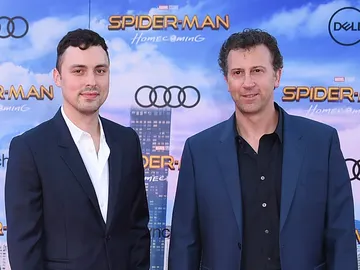 John Francis Daley y Jonathan Goldstein dirigirán la película de Flash John Francis Daley y Jonathan Goldstein dirigirán la película de Flash