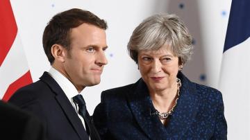 May y Macron se reúnen en Londres.