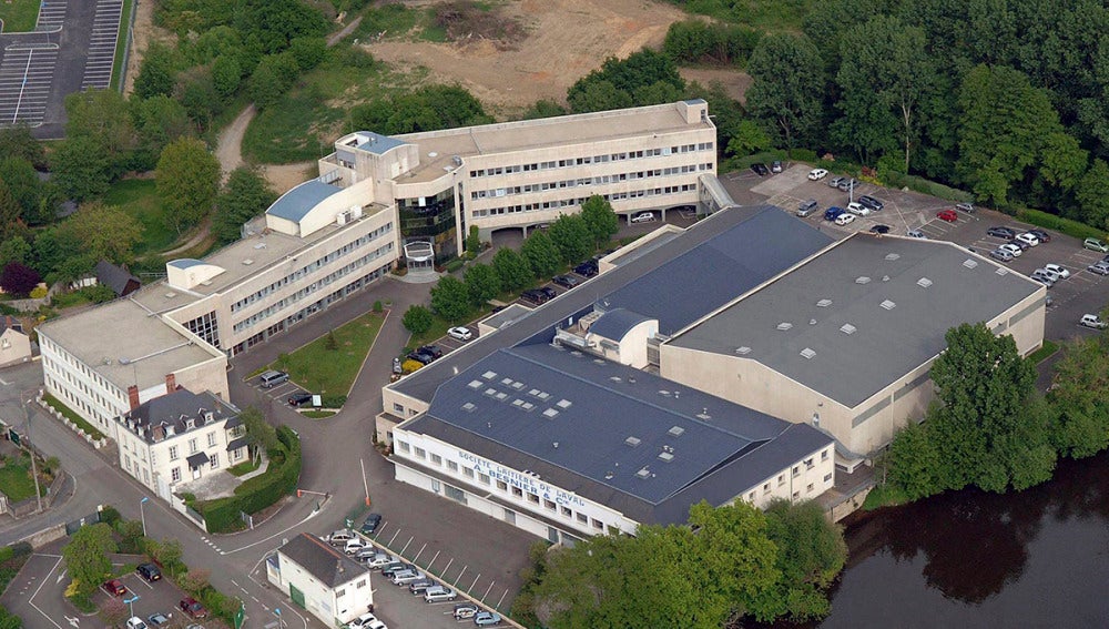 Vista aérea de la planta de Lactalis en Laval