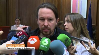 Iglesias evita hablar de Cataluña e insta a Rajoy a convocar 