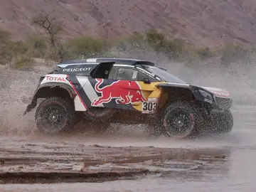 Carlos Sainz, en la etapa del Dakar. Carlos Sainz, en la etapa del Dakar.