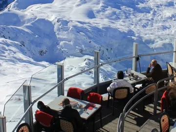 Los 10 restaurantes ubicados en los sitios más espectaculares Los 10 restaurantes ubicados en los sitios más espectaculares