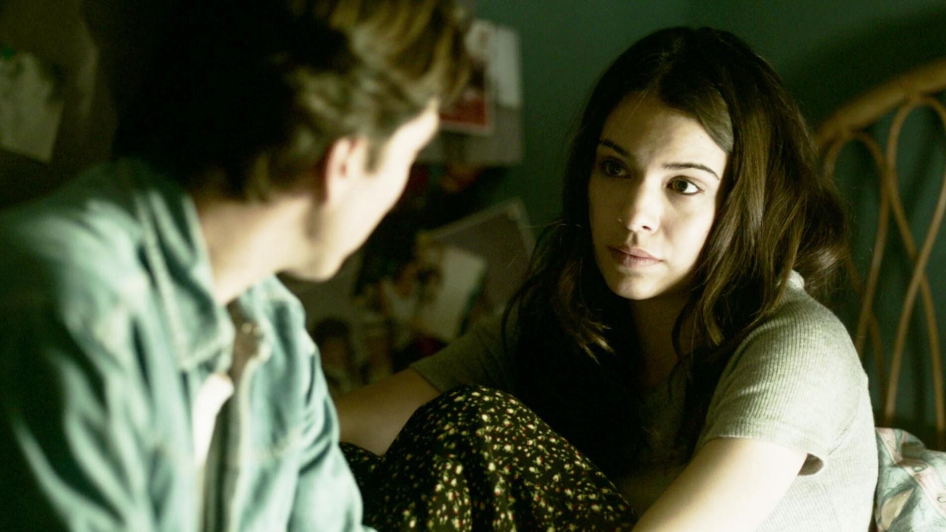 Vicky, sobrepasada por la presi&oacute;n familiar, se va de casa de sus padres