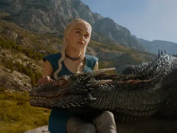 Daenerys Targaryen y sus dragones en 'Juego de Tronos' Daenerys Targaryen y sus dragones en 'Juego de Tronos'