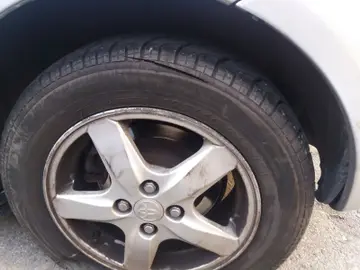 Coche atacado de una militante de Ciudadanos Coche atacado de una militante de Ciudadanos