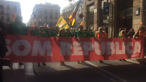Cabecera de la concentración de ANC junto al Parlament Cabecera de la concentración de ANC junto al Parlament