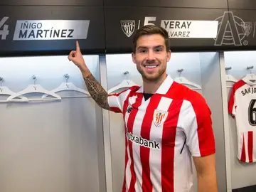 Íñigo Martínez, con la camiseta del Athletic Íñigo Martínez, con la camiseta del Athletic