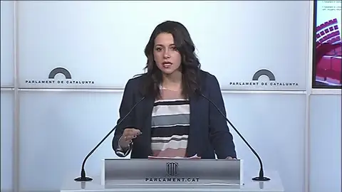 Arrimadas acusa a Torrent de "huir adelante" y aumentar la inestabilidad: "Puigdemont no va a volver a ser presidente de la Generalitat" Arrimadas acusa a Torrent de "huir adelante" y aumentar la inestabilidad: "Puigdemont no va a volver a ser presidente de la Generalitat"