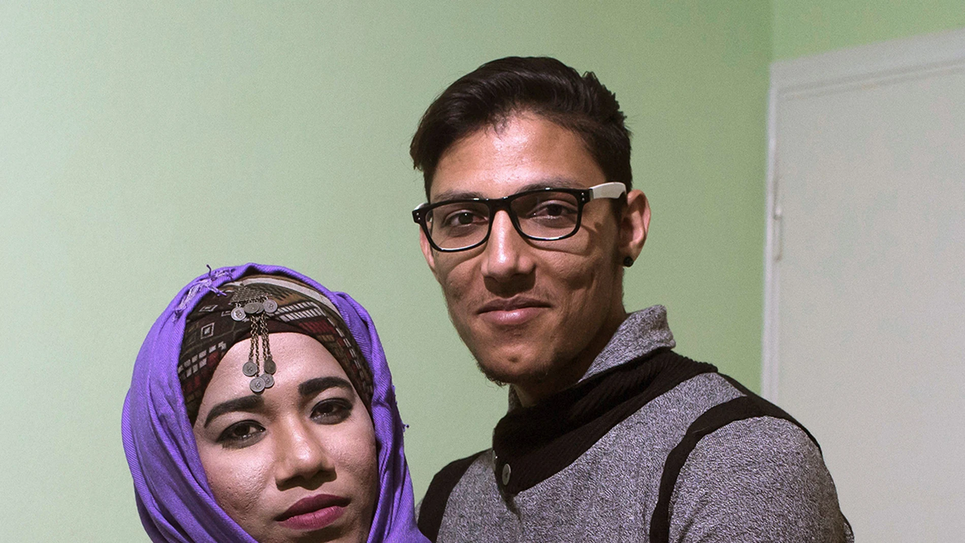 Ovil y Osman, la pareja LGTB de refugiados atrapados en Lesbos Ovil y Osman, la pareja LGTB de refugiados atrapados en Lesbos