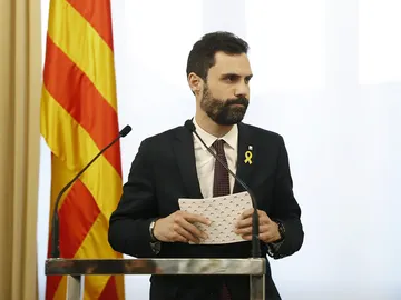 Torrent durante la comparecencia institucional Torrent durante la comparecencia institucional