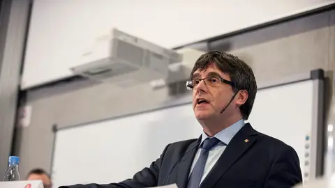 Carles Puigdemont en una imagen de archivo Carles Puigdemont en una imagen de archivo