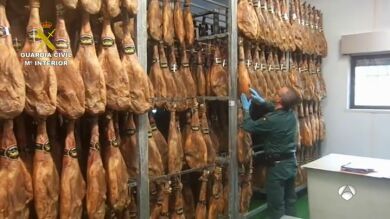 La Guardia Civil investiga a varias empresas por el llamado 'fraude del jamón ibérico'