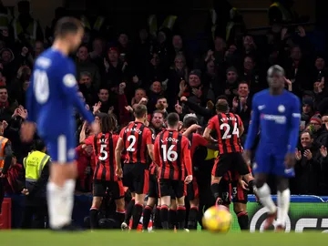 Los jugadores del Bournemouth celebran uno de los goles ante el Chelsea Los jugadores del Bournemouth celebran uno de los goles ante el Chelsea