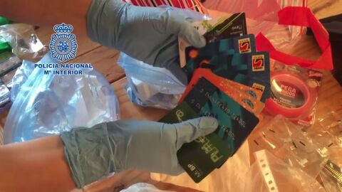 Detenidos dos expertos en clonado de tarjetas en cajeros autom&aacute;ticos