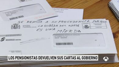 Los pensionistas devuelven sus cartas al Gobierno: 