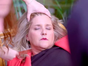 La madre de Tamara se desmaya al descubrir que su hija se casará en 48 horas en México La madre de Tamara se desmaya al descubrir que su hija se casará en 48 horas en México