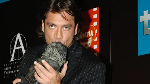 Javier Bardem, Mejor Actor por 'Mar Adentro' Javier Bardem, Mejor Actor por 'Mar Adentro'