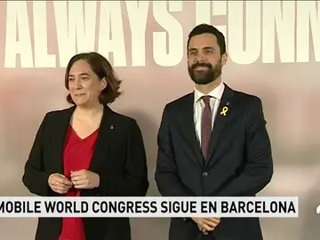 Torrent y Colau presentan el Mobile World Congress después de que la organización pida un entorno estable Torrent y Colau presentan el Mobile World Congress después de que la organización pida un entorno estable