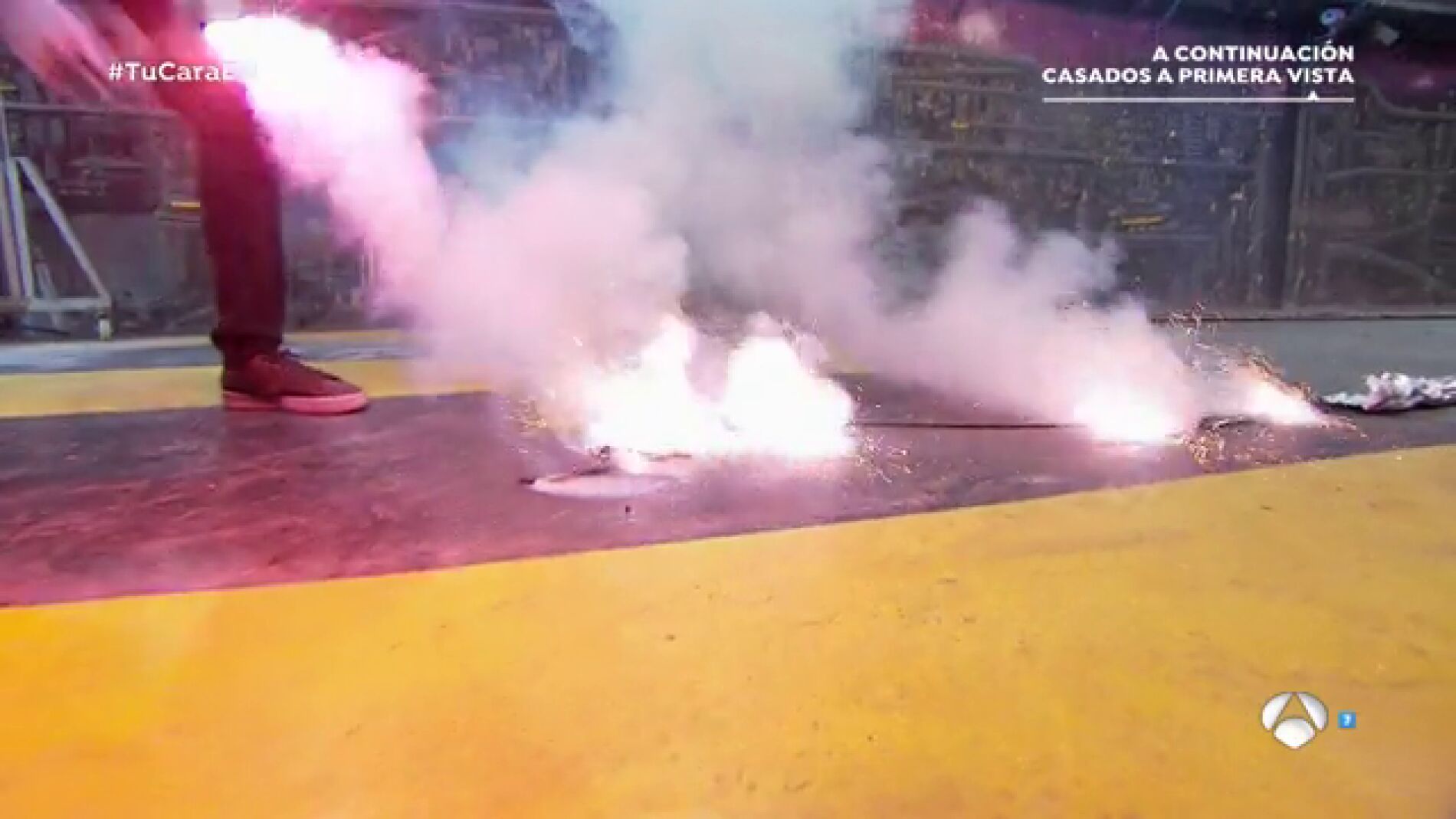 'El Hormiguero 3.0' hace explotar 8.000 petardos a la vez en directo