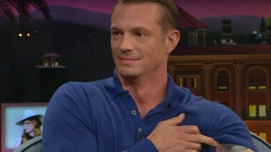 Joel Kinnaman admite que se arrepiente de dejar que Will Smith le hiciese este horrible tatuaje