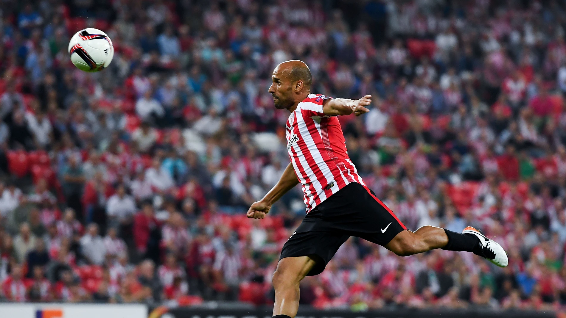 Mikel Rico durante un partido Mikel Rico durante un partido