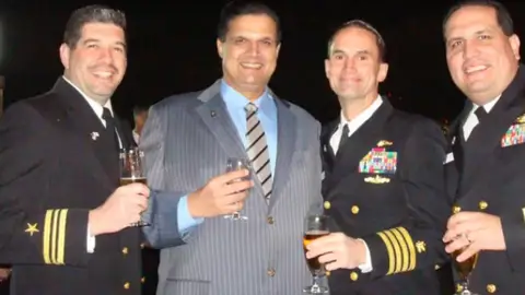 Escándalo de sobornos en la Armada de EEUU Escándalo de sobornos en la Armada de EEUU