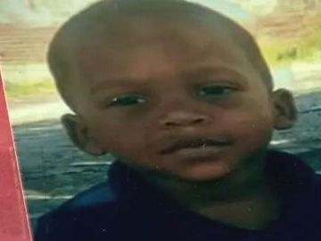 Niño asesinado a golpes por sus hermanas en Atlanta