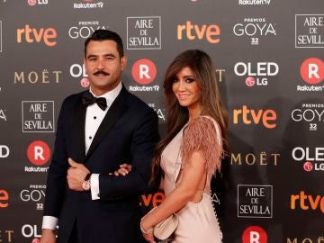 Antonio Velázquez y Marta González, la primera pareja en pisar la alfombra Antonio Velázquez y Marta González, la primera pareja en pisar la alfombra