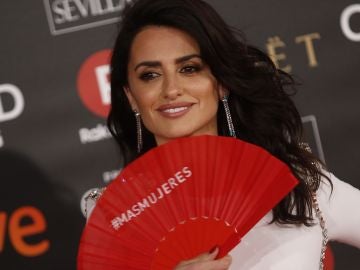 La actriz Penélope Cruz a su llegada a la ceremonia de entrega de la 32 Edición de los Premios Goya La actriz Penélope Cruz a su llegada a la ceremonia de entrega de la 32 Edición de los Premios Goya