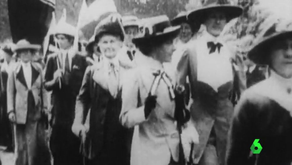 100 años uno de los hitos feministas en Europa: las sufragistas británicas logran el derecho de voto de las mujeres