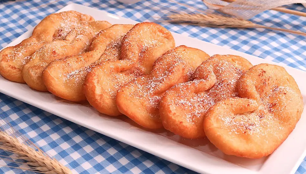 Orejas de Carnaval | Receta de Postre Tradicional muy Fácil y Rápida