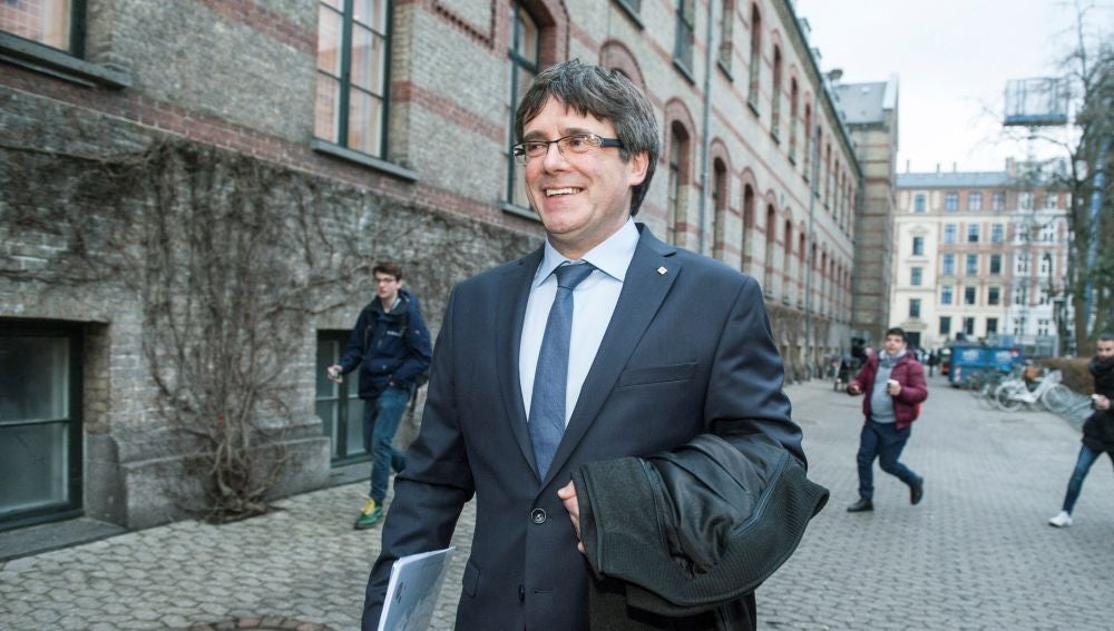 El expresidente de la Generalitat de Cataluña, Carles Puigdemont