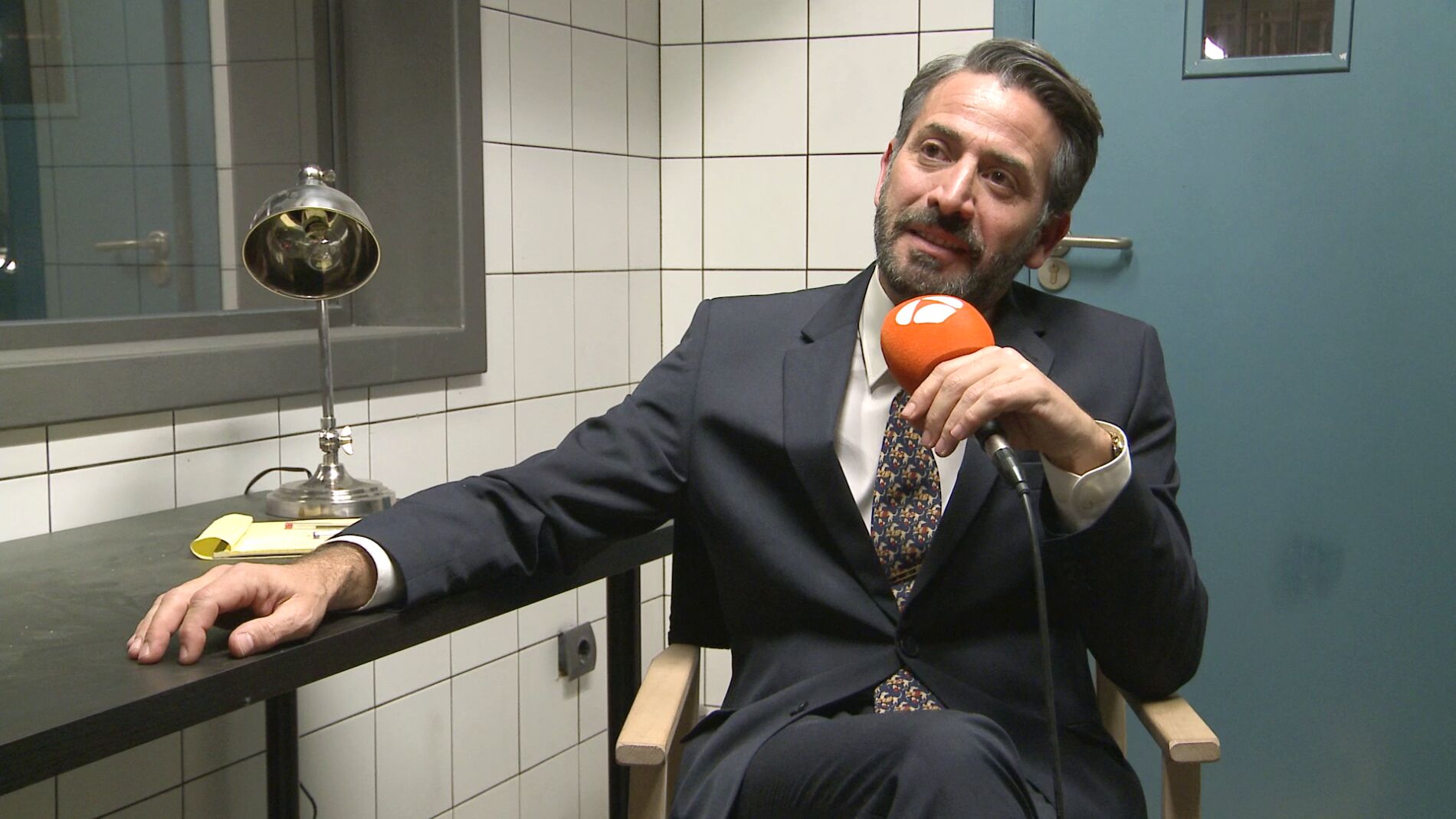 Antonio Garrido: &ldquo;'Cuerpo de &Eacute;lite' es la soluci&oacute;n a todos los problemas de Espa&ntilde;a"