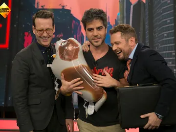 El Monaguillo imita la sección de Dani Rovira para conseguir su renovación en 'El Hormiguero 3.0' El Monaguillo imita la sección de Dani Rovira para conseguir su renovación en 'El Hormiguero 3.0'