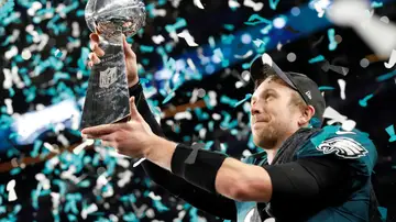 Nick Foles, MVP, con el título de campeones Nick Foles, MVP, con el título de campeones