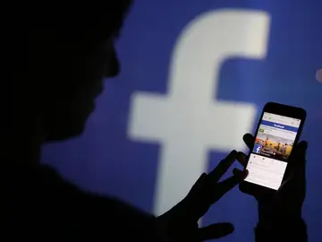 Facebook Facebook