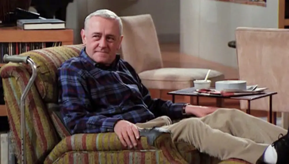 John Mahoney como Martin Crane en 'Frasier' John Mahoney como Martin Crane en 'Frasier'