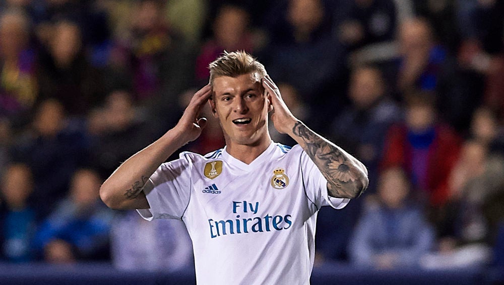 Toni Kroos, en un partido con el Real Madrid