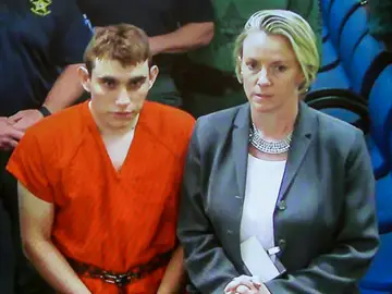 Nikolas Cruz comparece ante la jueza tras ser detenido por la matanza en su instituto Nikolas Cruz comparece ante la jueza tras ser detenido por la matanza en su instituto