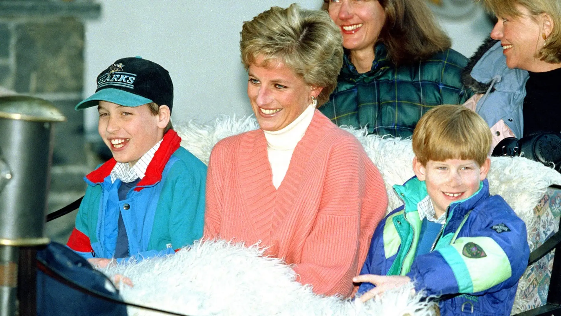 La princesa Diana con sus hijos