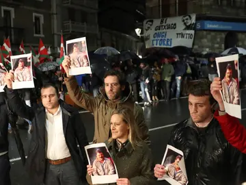 Diputados del PP contra el homenaje a etarras en Andoáin Diputados del PP contra el homenaje a etarras en Andoáin