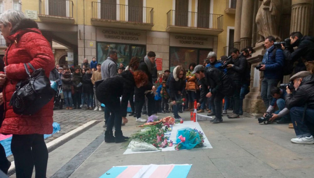 Concentración tras el suicidio de Ekai