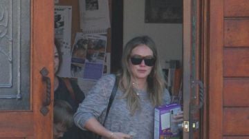 Hilary Duff muy afectada tras llevar a uno de sus perros a urgencias