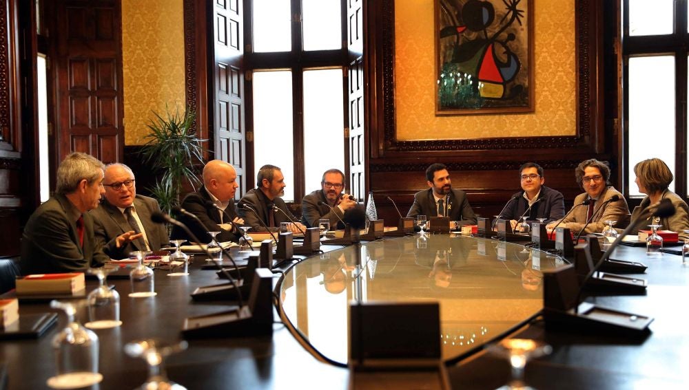 El presidente del Parlament, Roger Torrent, durante la reunión semanal de la Mesa